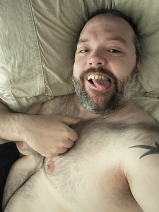 Morning goofiness 🤪  ➡️ https://t.co/Mu9W80k9L8 https://t.co/vBdBnA6Bhc