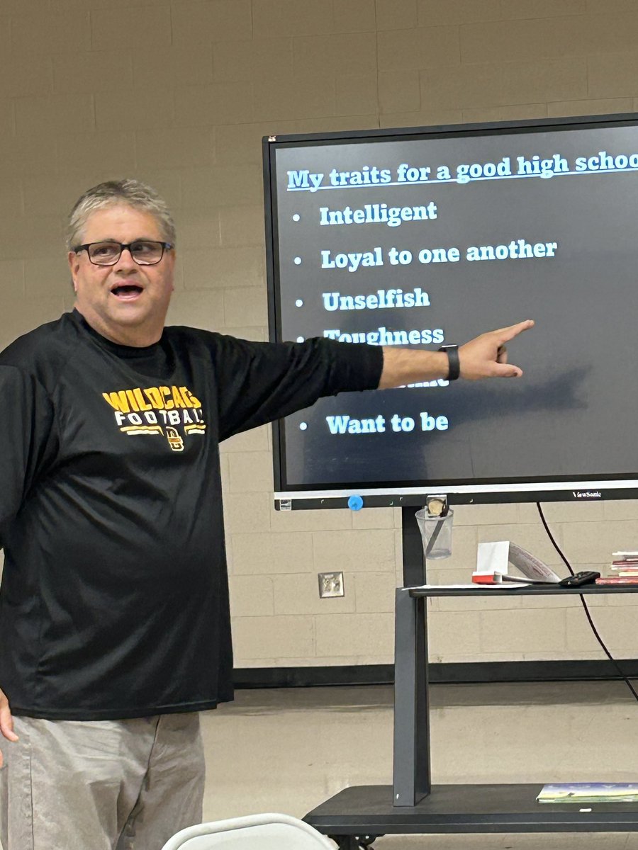 bunnlevelman's tweet photo. @NC_FB_Connect @Coach_CJohnson8 @CoachMcFatten @CoachBryanTill @BillWyrick2 

Our best Extra Point clinic to date!Great presenters on a variety of topics, that benefited all in attendance. Thank you to all involved. It was a good day. We will see ya next year!
#withinfluence https://t.co/eiZYOow7gJ