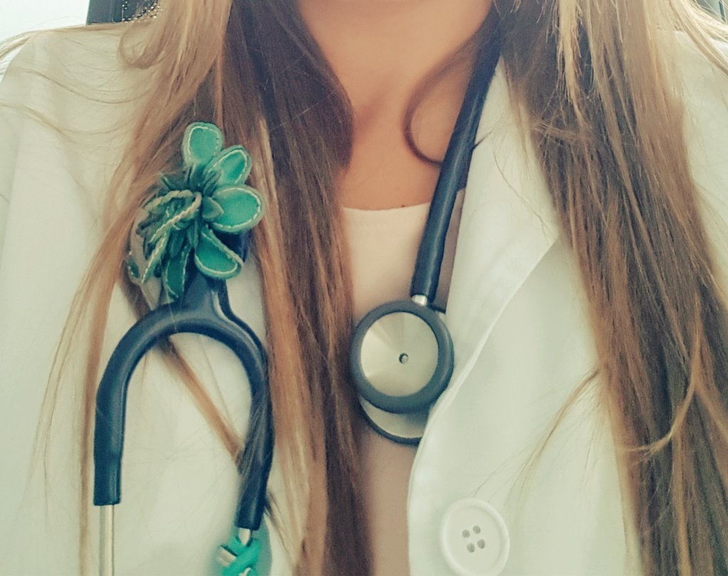 SemergenCyL's tweet photo. 🔸️Hoy es el Día Mundial de la Mujer Médica y #DiaMujeryNinaEnCiencia👩🏿‍⚕️👩🏼‍🔬👩‍⚕️👩🏻‍🔬🔸️
➡️¿Sabías que se celebra en honor a Elizabeth Blackwell que fue la primera mujer en el mundo que terminó los estudios de medicina?
#diaMundialMujerMedica https://t.co/Hcs7FStgb3