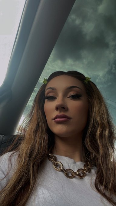 Who do you want to see me collab with in March? https://t.co/VLF0PINqBh