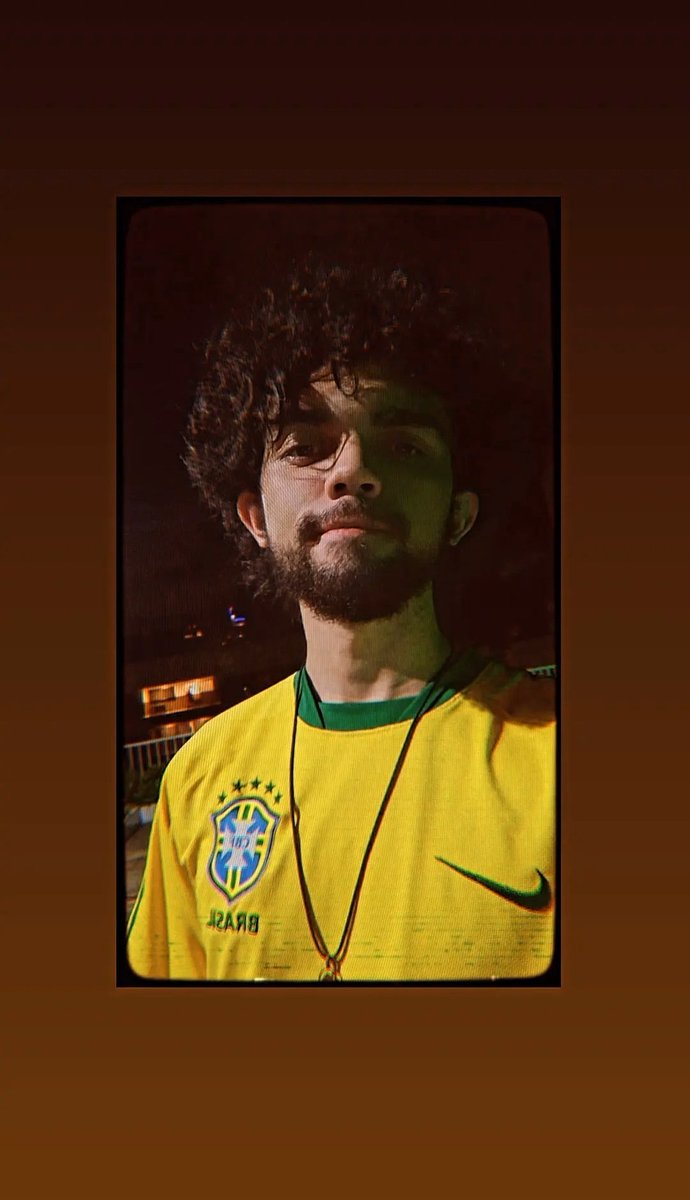 Jureg144's tweet photo. pessoas nascidas entre 2000-2009 soltem uma foto https://t.co/TivNjeAW7u