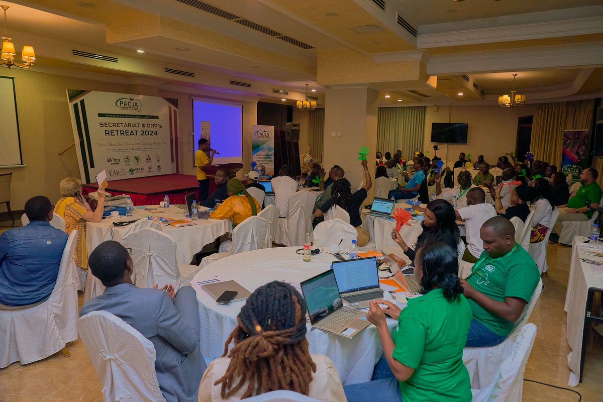 Calling all climate advocates! The application window for #NSSCJ4 is wide open!  For our international friends, apply here 👉 bit.ly/3HL26iv
📍 Local participants, seize this moment! Apply now 👉 bit.ly/488jNmS
#Youth4ClimateJustice #Pacja