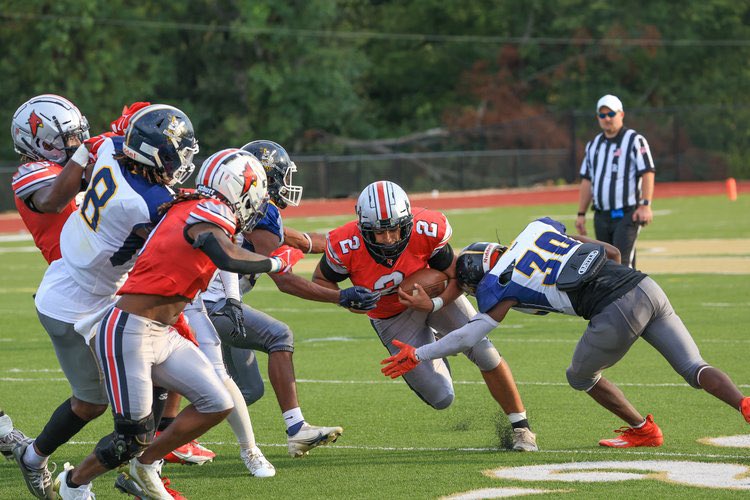 Blessed to receive an offer from <a href="/BirminghamCards/">Birmingham Cardinals</a>  <a href="/coachhalwalker/">Hal Walker</a> <a href="/CoachRyanCamp/">Ryan Campbell</a> @Ambassadors4Jax <a href="/footballguro/">Football coach</a>