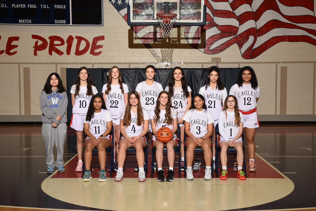 EdisonHoops's tweet photo. Congratulations to our Freshman and Junior Varsity Teams on a great season! 💥⛹🏽‍♀️🏀
#OneEdison https://t.co/fh86GV8qBt