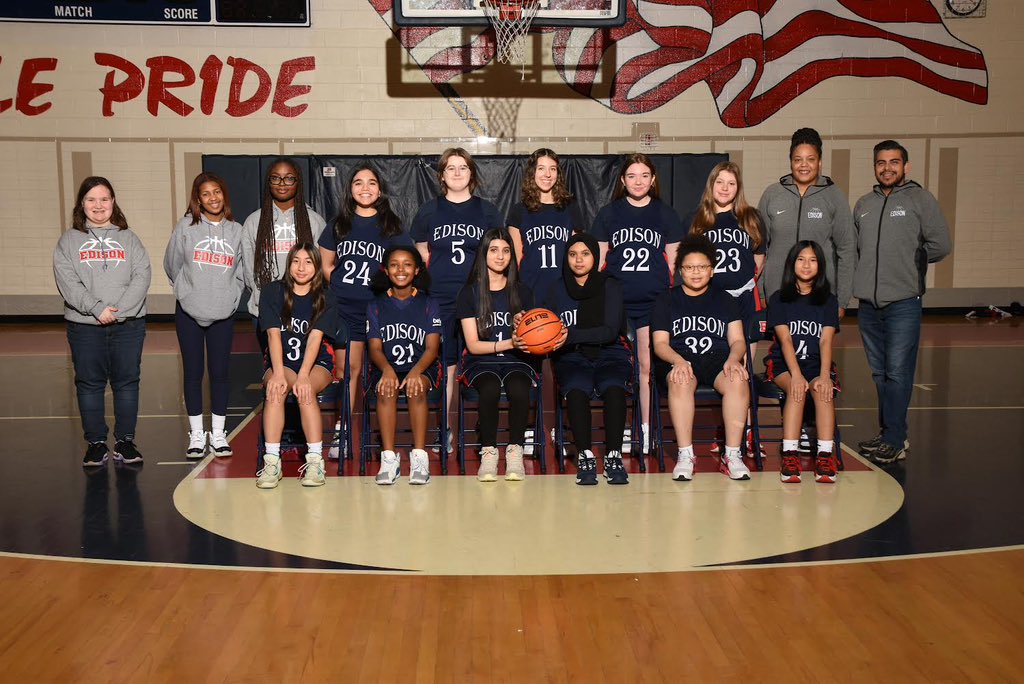 EdisonHoops's tweet photo. Congratulations to our Freshman and Junior Varsity Teams on a great season! 💥⛹🏽‍♀️🏀
#OneEdison https://t.co/fh86GV8qBt