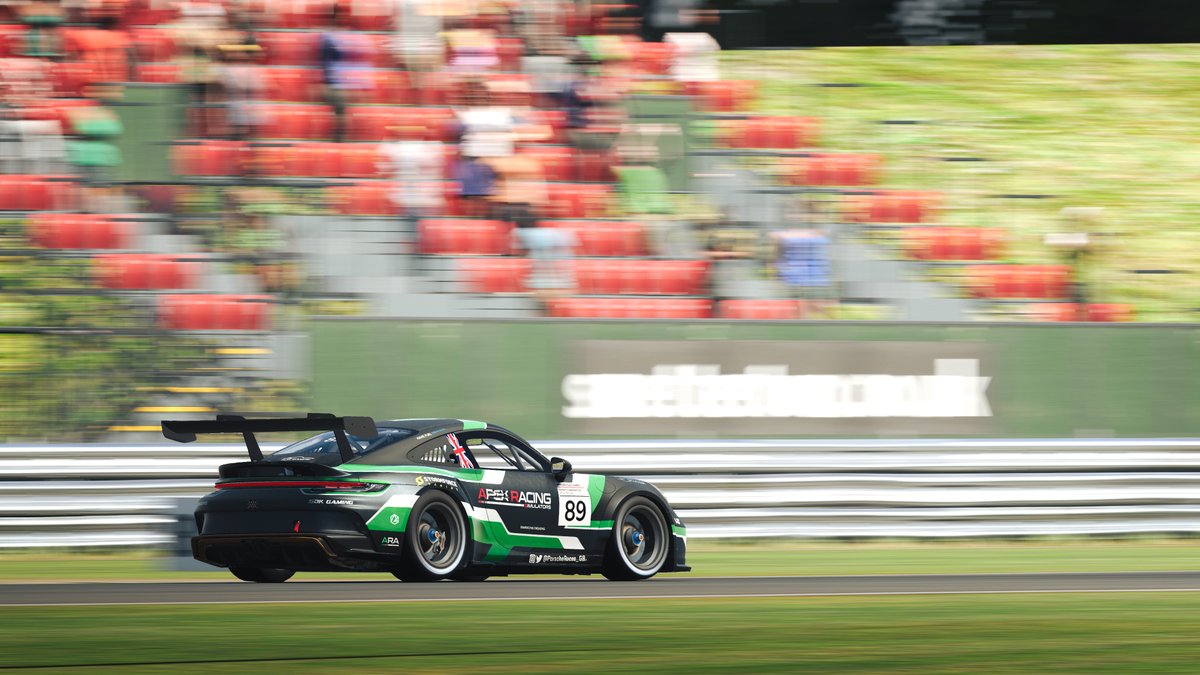 apexracingteam's tweet photo. #PECCGB - A well managed reverse grid race for @LukeMcKeown22 who takes the win in Round 6 at Snetterton! 🏆

🥉/ 🥇 - 🇬🇧 @LukeMcKeown22
P9 / P12 - 🇬🇧 @xPeterBerrymanx
P10 / P7 - 🇬🇧 @LeoGariboli

#apexracingteam #iracing https://t.co/zMfYojSwRa
