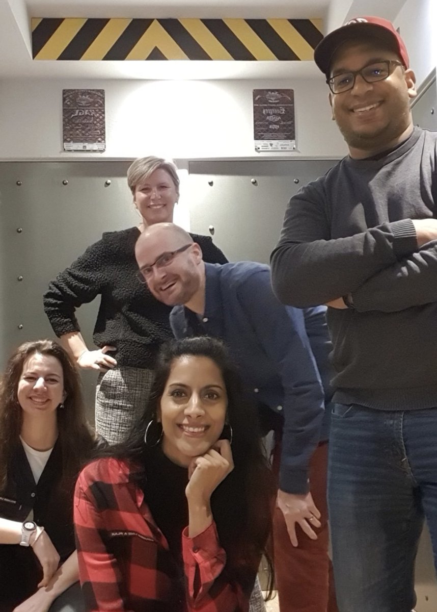 shirleys86's tweet photo. #repeteren #band #slap #soundslikeaplan #zingen #rock #music #pop #popmusic #songs #covers #singing #muziek #popmuziek #ownsongs #bandpractice #bandpic #coverband #zangeressen #drummer #gitarist #bassist #sunday #weekend #weekendvibes
#๐ฅ #๐ธ #๐ค #๐ถ https://t.co/3mSFyQ5sdZ