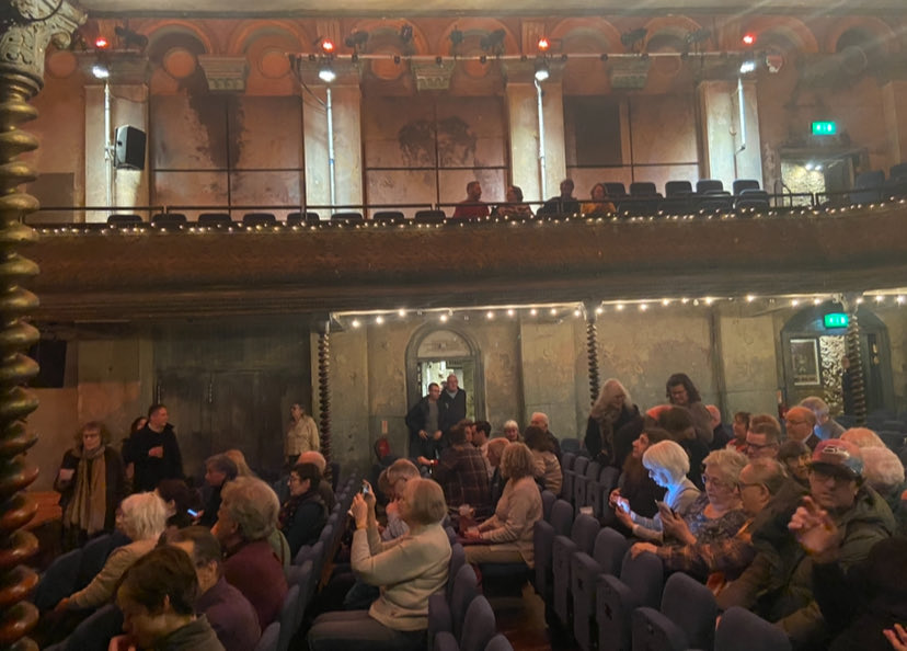 A lovely way to spend an evening ⁦@ontourwithlucy⁩ fabulous as Gertrude Lawrence in beautiful ⁦@WiltonMusicHall⁩