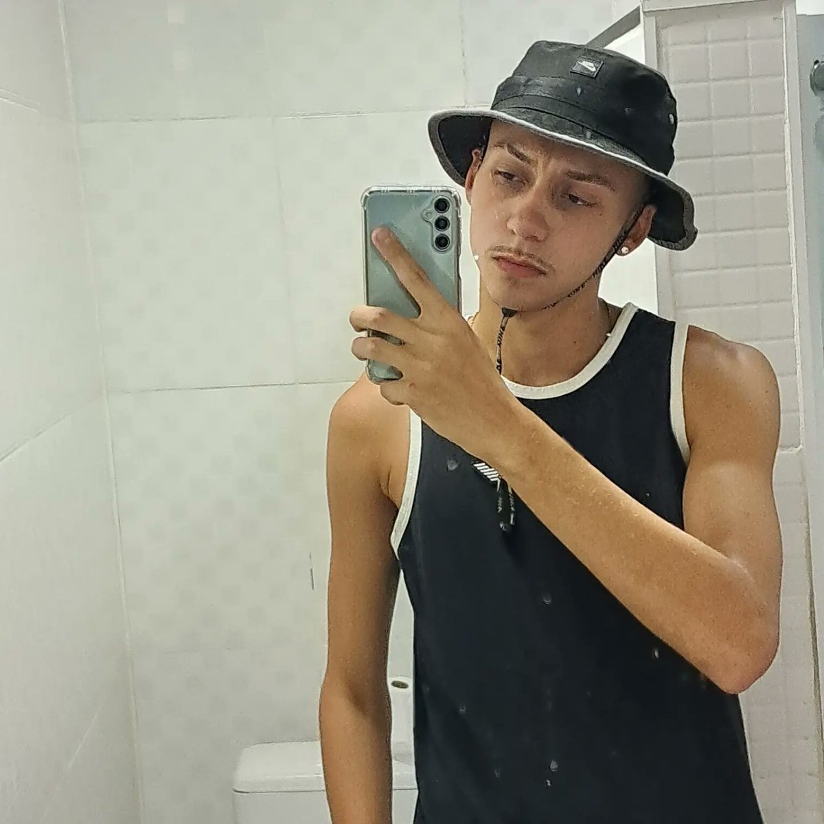 mnr_amora7's tweet photo. 01 sou eu msm 👑🥇 https://t.co/MvOWsndVOB