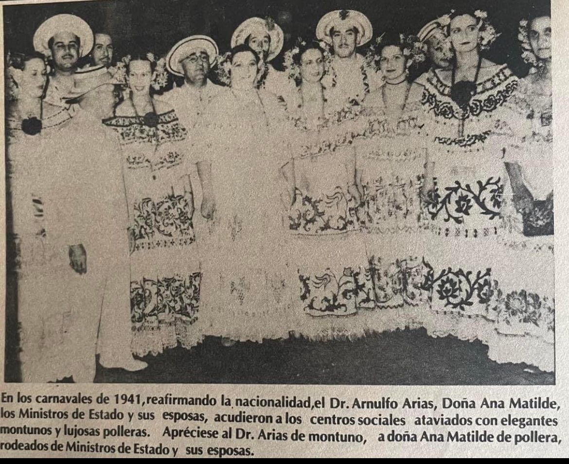 E_Zarak's tweet photo. En los Carnavales Nacionales de 1941 el Dr Arnulfo Arias siendo presidente junto con los altos funcionarios de su gobierno, celebraron por primera vez vestidos con polleras y montunos típicos a fin de resaltar nuestra cultura y su Doctrina ⁦@panamenistas⁩ nacionalista🟥🟨🟪 https://t.co/tkJknM1iql
