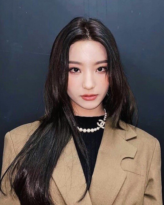 kkoromsource_9's tweet image. FACE CARD