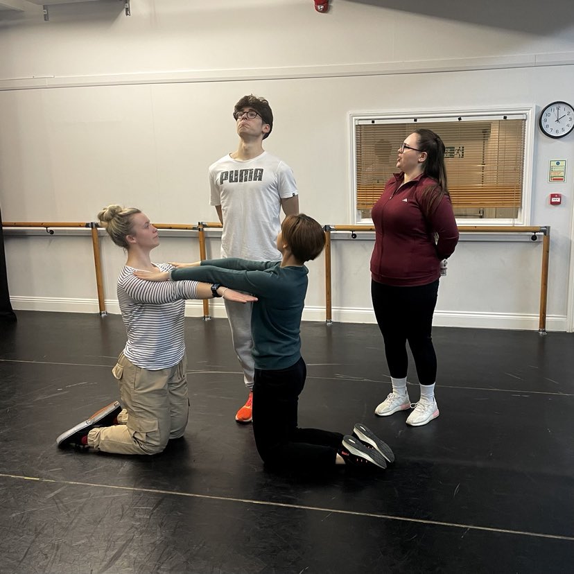 Meadowlarkmtp's tweet photo. Krupke, we got troubles of our own! 🗞️ 

Debut showcase tickets on sale NOW - https://t.co/jXz0LY3TN4

#musicaltheatrecompany #musicaltheatreguildford #whatsonguildford #experienceguildford #whatsonsurrey https://t.co/bdCr5FmaYr