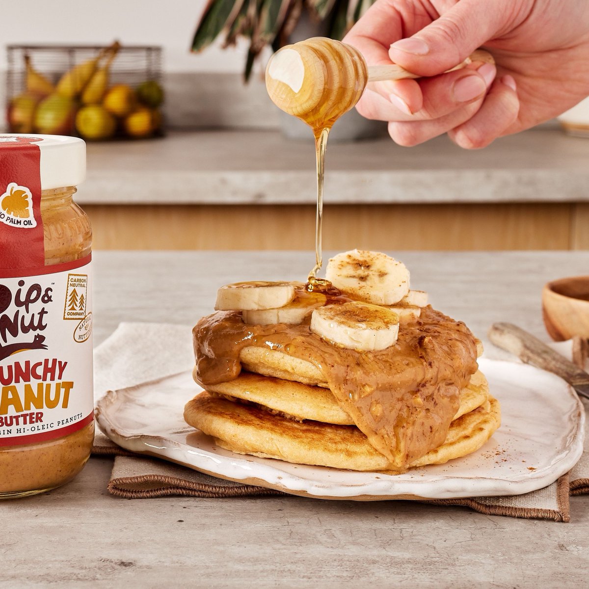 🎵 Honey, honey how you gosoperfectlywithpeanutbutter, uh-huh, honey honey🎵 Mamma mia these nutty banoffee pancakes are tasty, comment your ultimate peanut butter combo below!