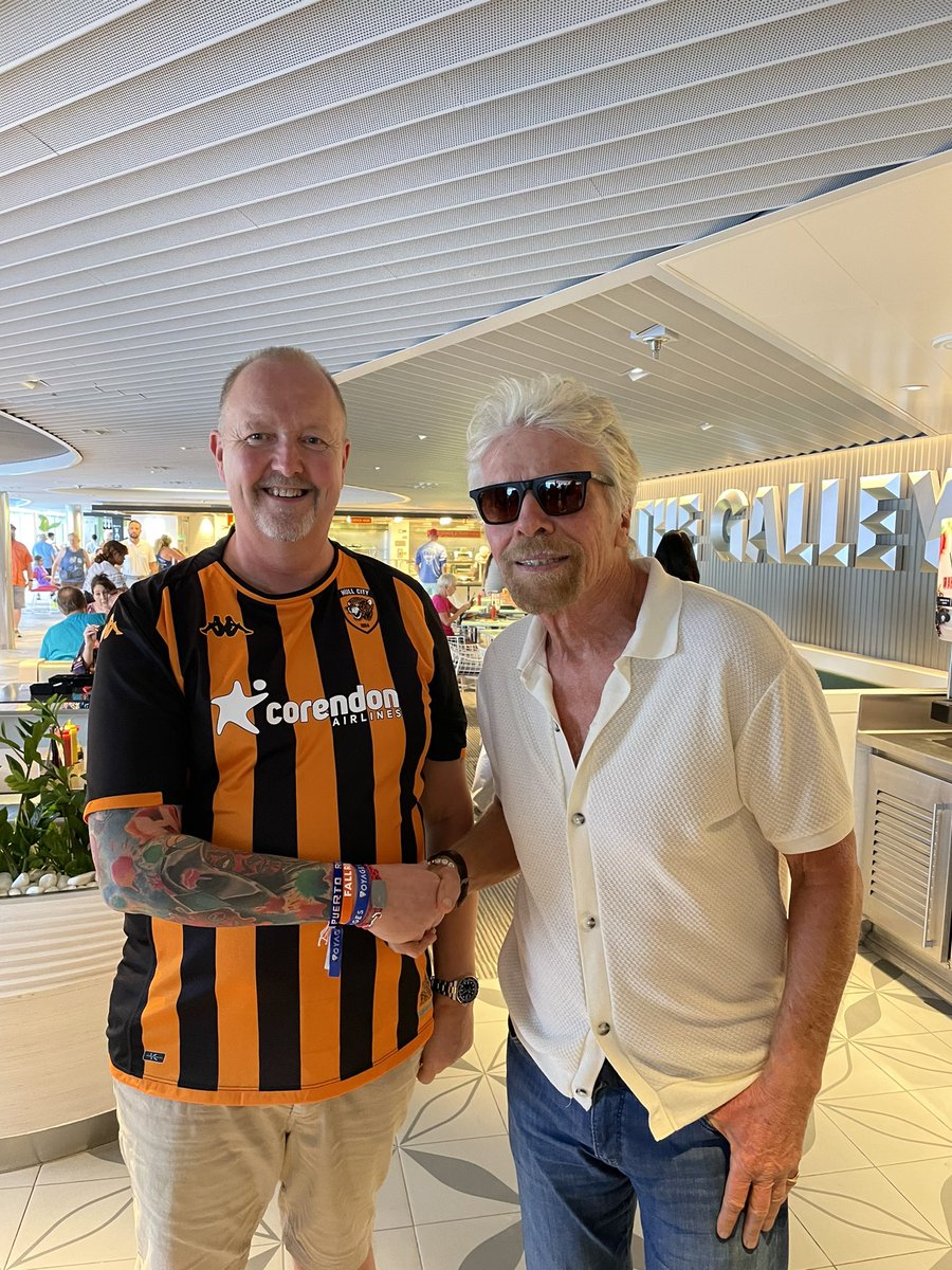 Craigstevenson2's tweet photo. When you’re on a Virgin Cruise and Richard Branson comes aboard……#richardbranson https://t.co/Qh7QxLHIIj