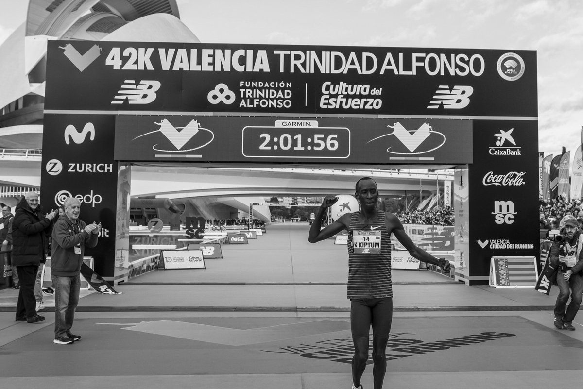 maratonvalencia's tweet photo. DEP / RIP, Kelvin. https://t.co/oRgsoV7GqL
