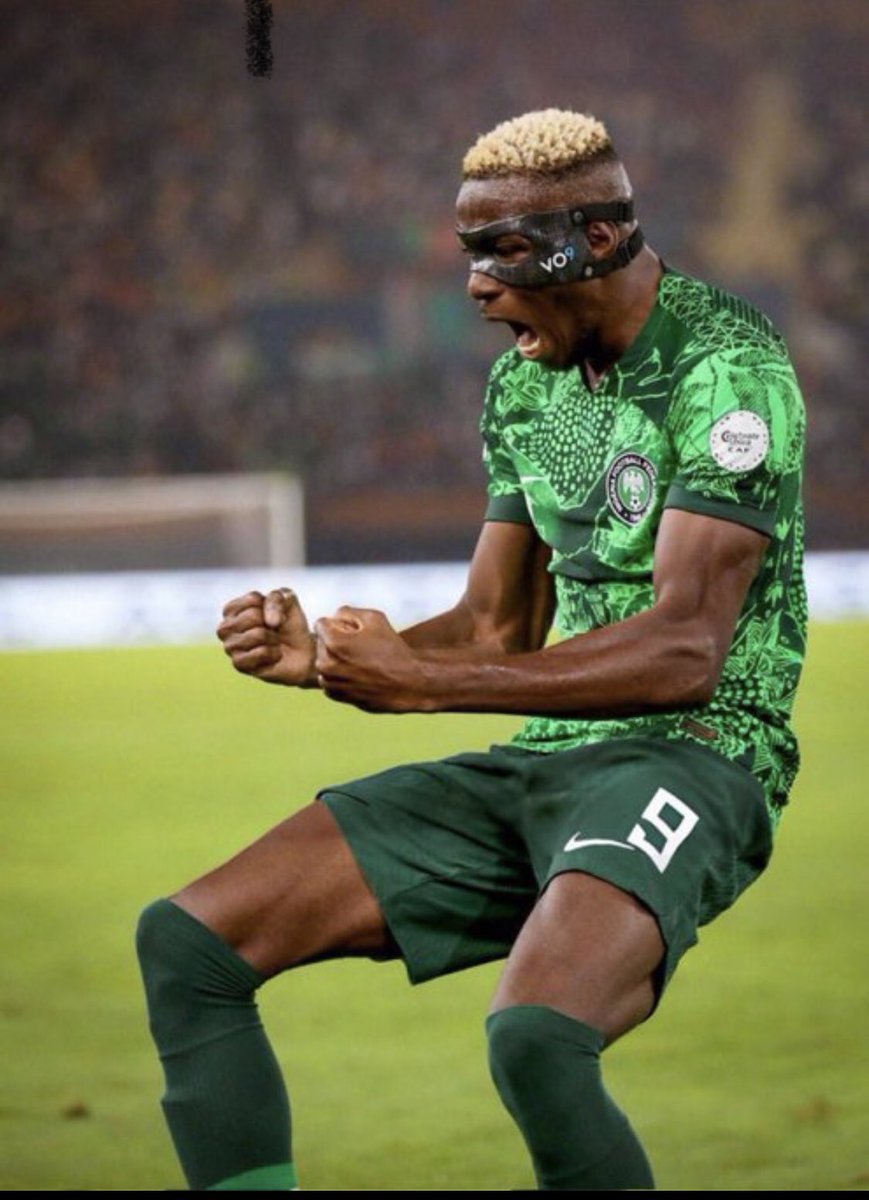 OlaotiMary's tweet photo. My mentor😍😍😍😍😍 #osimhen #AFCONFinal #AFCON2024 welldone @victorosimhen9 https://t.co/fPazLOTeuG