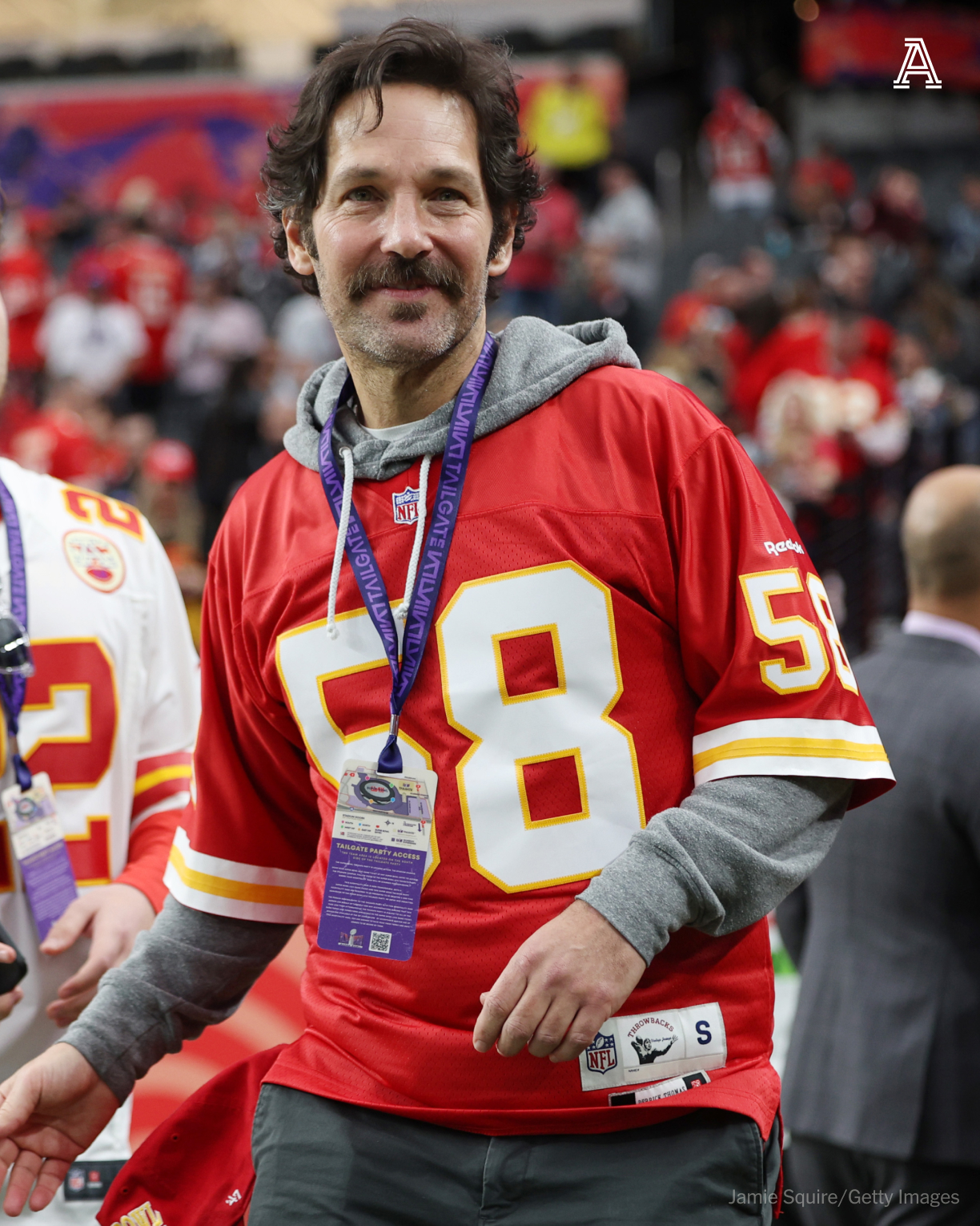 The Athletic on X: "Paul Rudd is on the sidelines pregame to support his  Chiefs in #SuperBowlLVIII https://t.co/gqmFWjkG4u https://t.co/ir26rFSu7y"  / X