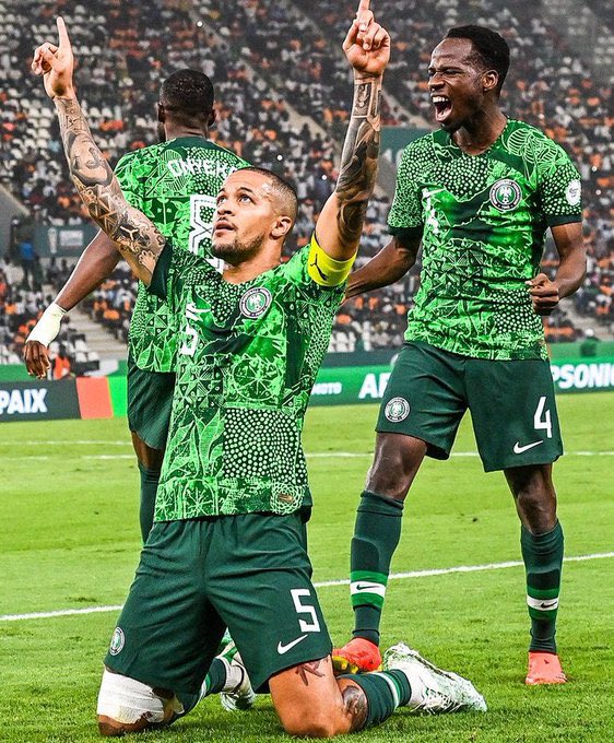 Super Eagles captain, William Troost-Ekong is crowned AFCON Player of the Tournament! 🇳🇬 

#AFCONFinal #AFCON #AFCON2023📷 #AFCON2024 #NGACIV 

For more news update, download our iOS app
apps.apple.com/ng/app/the-cru…