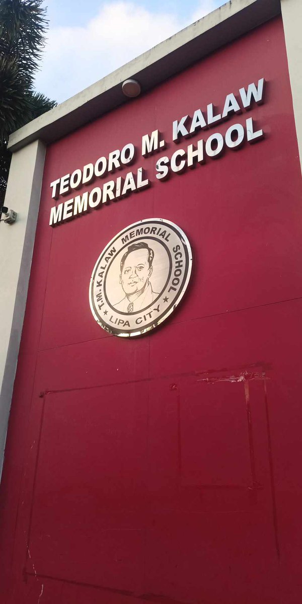 llanes_oy's tweet photo. 🧑‍🏫🤟 https://t.co/Ah9uzxBlkL