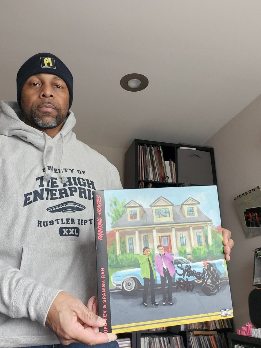 #PAINTINGHOUSES BY @Spanish_Ran & @UFOFev ON #VINYL

SIGNED LAST NIGHT BY #SPANISHRAN 

#TheHighEnterprise #HOODIE BY #UFOFEV

YO #UFOFEV YOU LEFT EARLY SO WE DIDN'T SPEAK. NEXT TIME TO SIGN SOME OF YOUR DOPE ALBUMS.

#THECHURCH #BRONX #EASTHARLEM #EMCEE #PRODUCER #WIKIHHDG