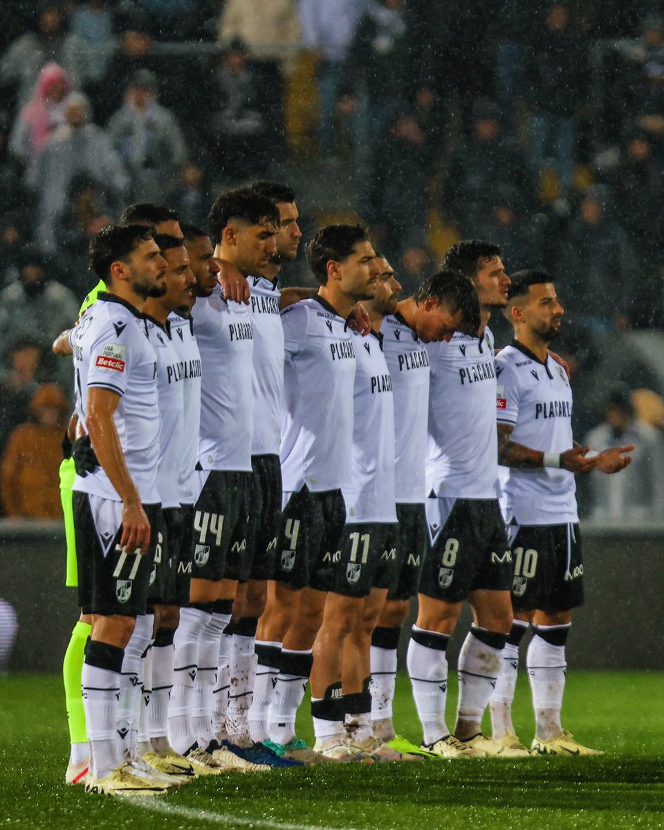VitoriaSC1922's tweet photo. Orgulho!

#PaixãoePropósito #LigaPortugal #VSCSLB https://t.co/jC3c1vD0fS