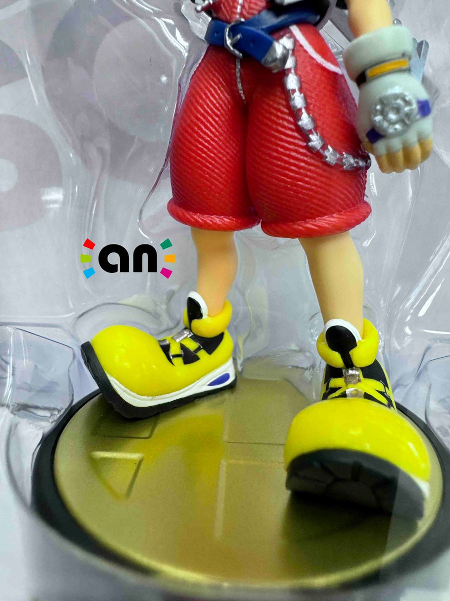 AmiiboNews's tweet photo. First detailed look at the Sora amiibo. They did a really good job with this one, y’all! https://t.co/DSF05ZjknE