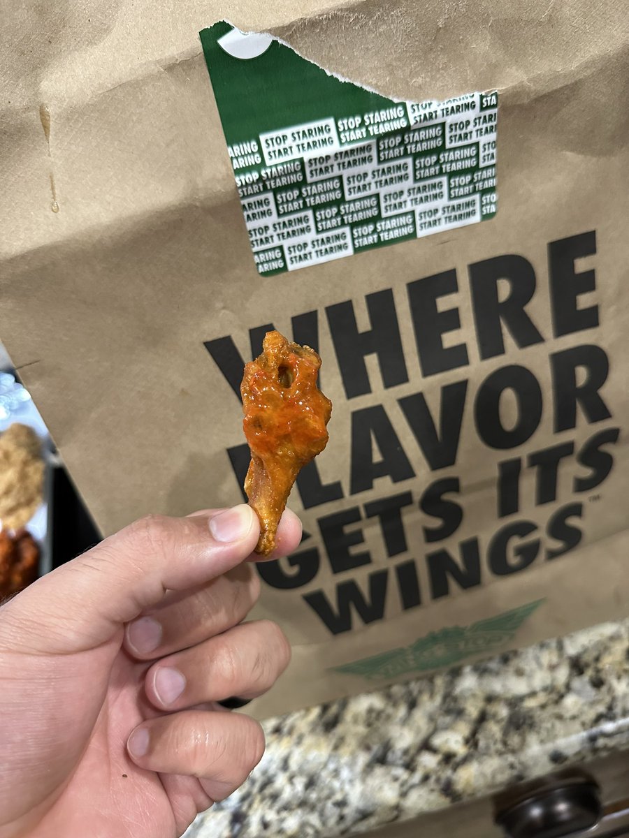 Was so excited for <a href="/wingstop/">Wingstop</a> for the big game. I end up with this. Wtf is this!?! Count your fucking days wingstop #SuperBowl