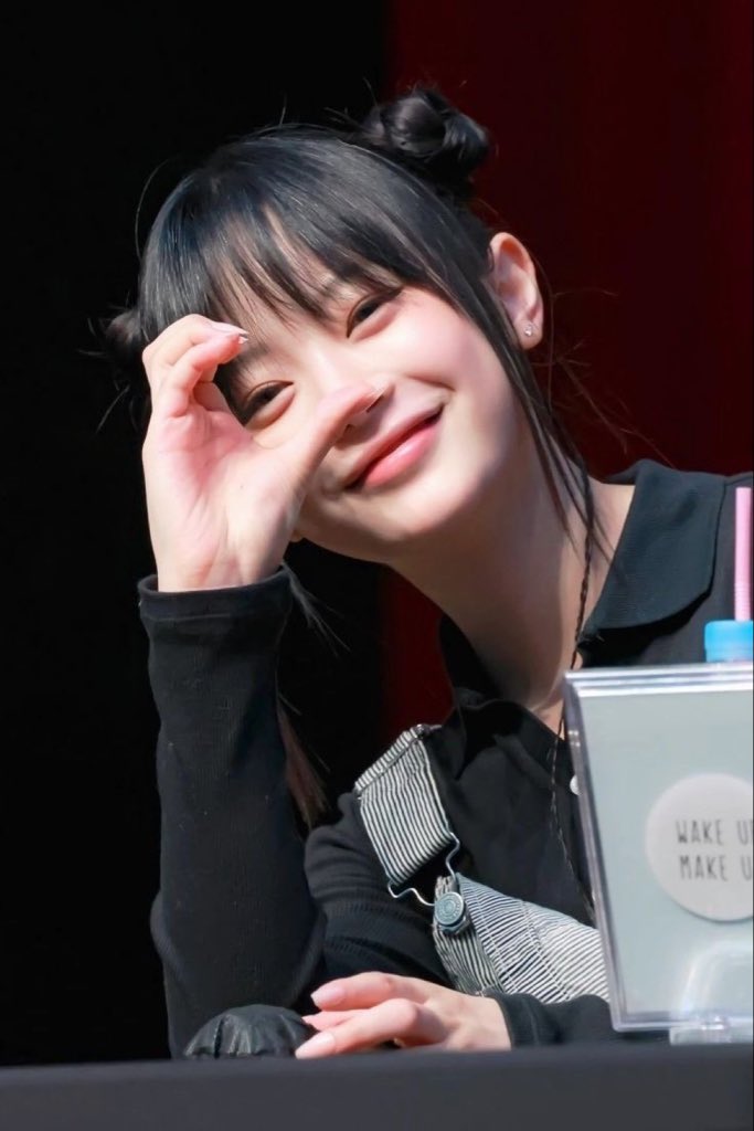 Jiwoo. (@jiwoochoiq) on Twitter photo 