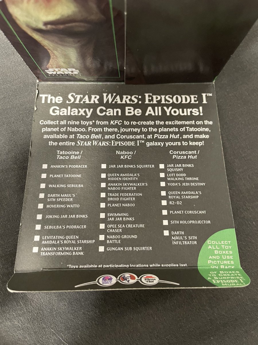TPM_1999's tweet photo. So, here’s a little thread about my newly started and currently growing The Phantom Menace collection. It all started when I bought this VHS for 1€ at a flea market. Recently acquired the DVD and two of the 1999 KFC toys https://t.co/Bii2TpGMcD