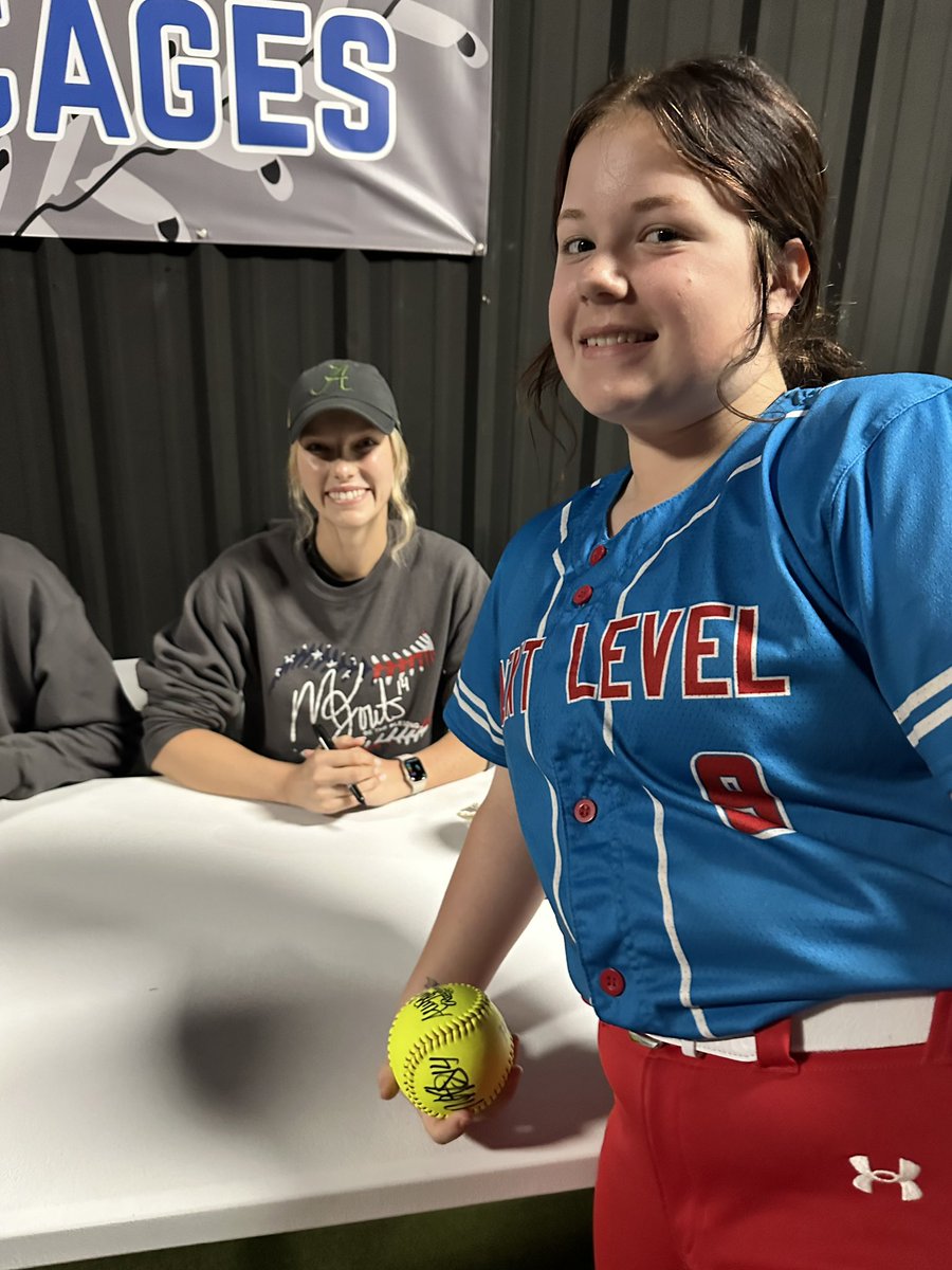 Leah Cottingham (@leah_cottingham) on Twitter photo Thank you so much <a href="/MontanaFouts/">Montana Fouts</a> for hosting such a wonderful camp! I had the best time and learned so much!
@78jocelyn_alo
<a href="/ally_shipman/">Ally Shrout</a>
<a href="/alexissmack/">Alexis Mack</a>
<a href="/NextLevelWillis/">Next Level Willis</a>
<a href="/LvlUpSportsX/">Level Up Sports</a> Thank you so much <a href="/MontanaFouts/">Montana Fouts</a> for hosting such a wonderful camp! I had the best time and learned so much!
@78jocelyn_alo
<a href="/ally_shipman/">Ally Shrout</a>
<a href="/alexissmack/">Alexis Mack</a>
<a href="/NextLevelWillis/">Next Level Willis</a>
<a href="/LvlUpSportsX/">Level Up Sports</a>