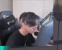 es neta que valo se juega asi? xD