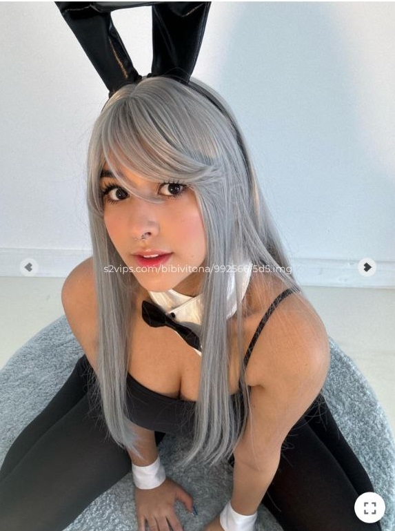 LBroncalo's tweet photo. ER0 C0SPLAY 2024 - Bibi Vit0n4 - Bunny Girl Ahegao... PUT4 QUE P4RIU BIBI!! Essa c4del4 se superou nesse cosplay! Alem de estar uma delicia, ela fez FINALMENTE um ahegao perfeito! Essa c4delinh4 fez algo maravilhoso para receber nosso leite e parar a internet! 🤤😳💦 (Parte 01) https://t.co/tupf100Org