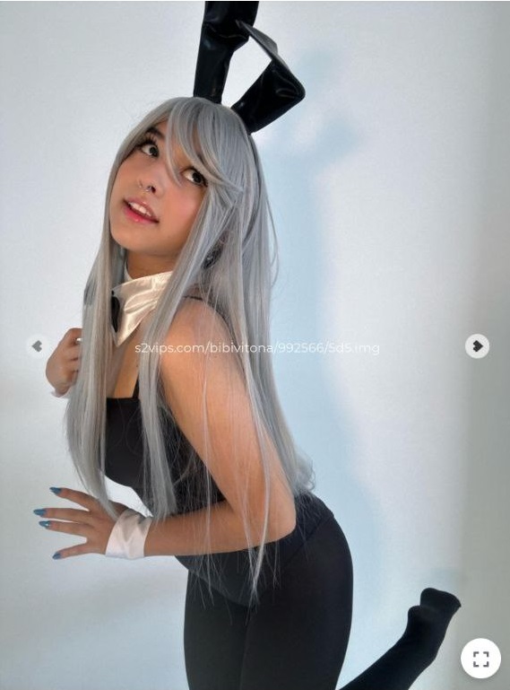 LBroncalo's tweet photo. ER0 C0SPLAY 2024 - Bibi Vit0n4 - Bunny Girl Ahegao... PUT4 QUE P4RIU BIBI!! Essa c4del4 se superou nesse cosplay! Alem de estar uma delicia, ela fez FINALMENTE um ahegao perfeito! Essa c4delinh4 fez algo maravilhoso para receber nosso leite e parar a internet! 🤤😳💦 (Parte 01) https://t.co/tupf100Org