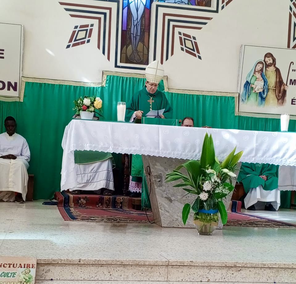 SantSenegal's tweet photo. "Votre communauté qui a toujours « parlé à tous pour tous »,mais plus particulièrement pour les plus marginaux et pauvres de notre société;l'évangile sur la guérison du lépreux par Jésus que nous venons d'écouter est une histoire qui résonne avec votre propre engagement envers https://t.co/9LTAnDuDdN