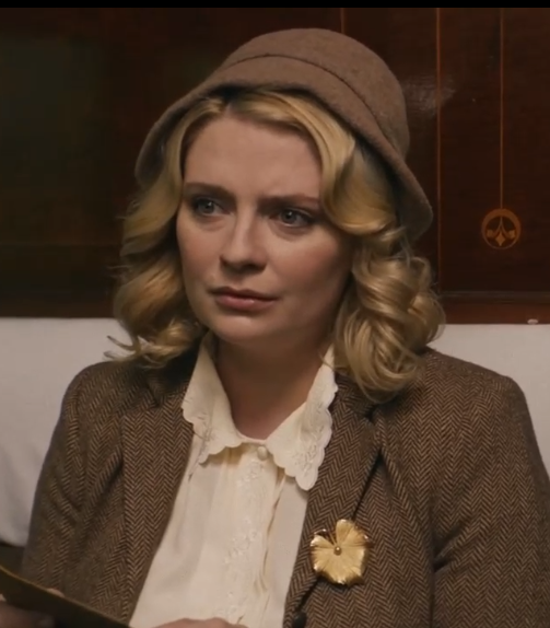 eliophilia's tweet image. Piccolo off topic: ma Mischa Barton quando è diventata così? Se non avessi letto che è lei nel cast non l'avrei neanche riconosciuta
#invitationtoamurder #theoc