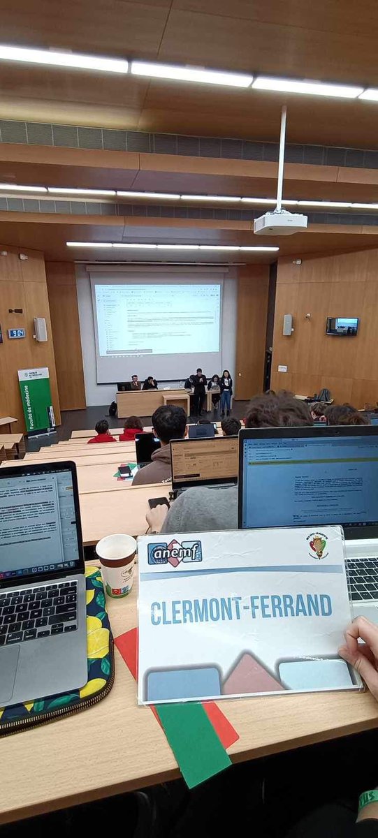 Le bloc santé était present ce weekend au CAWEEM-TAS de <a href="/ANEMF/">ANEMF</a> qui de déroulait à Saint-Etienne 💙