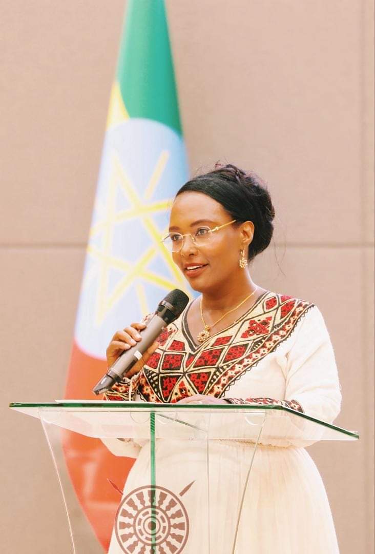 እንደ "አድዋው ዘማቾች" ከሰሜንም ፣ ከደቡብም ፣ ከምስራቅና ከምዕራቡም ጥሪያችንን አክብራችሁ በዚህ ታሪካዊ ፕሮግራም ላይ ለታደማችሁ እንዲሁም ለፕሮግራሙ ስኬታማነት አስተዋጽኦ ላደረጋችሁ አካላት ልባዊ ምስጋናዬን አቀርባለሁ::
የረዳን ፈጣሪ