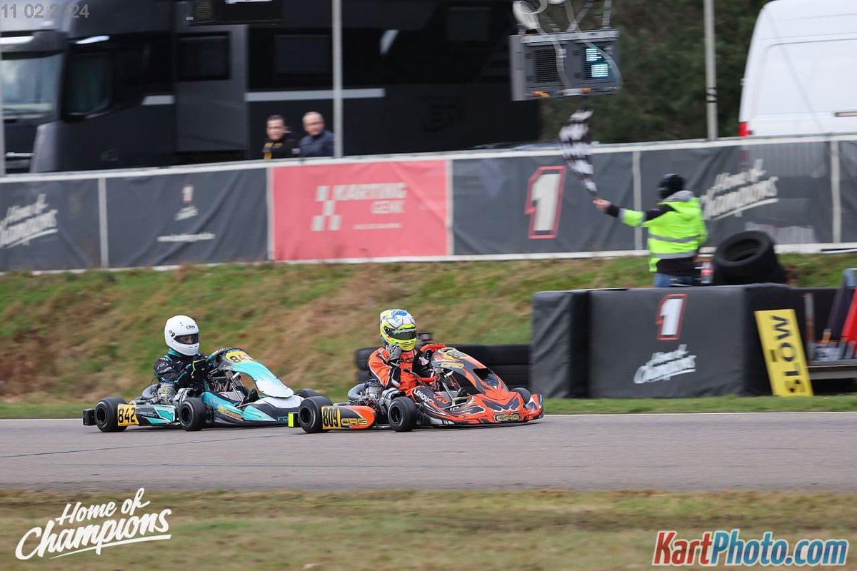 AGoldschmidt77's tweet image. That’s the end of the first weekend trackside in 2024 at @KartingGenk. 

Magical performance from @LehouckArthur to win the #KZ2 final and looks like he’s going to be on track a little bit more this year. 

Félicitations Arthur! 

📸 @KartPhoto_com