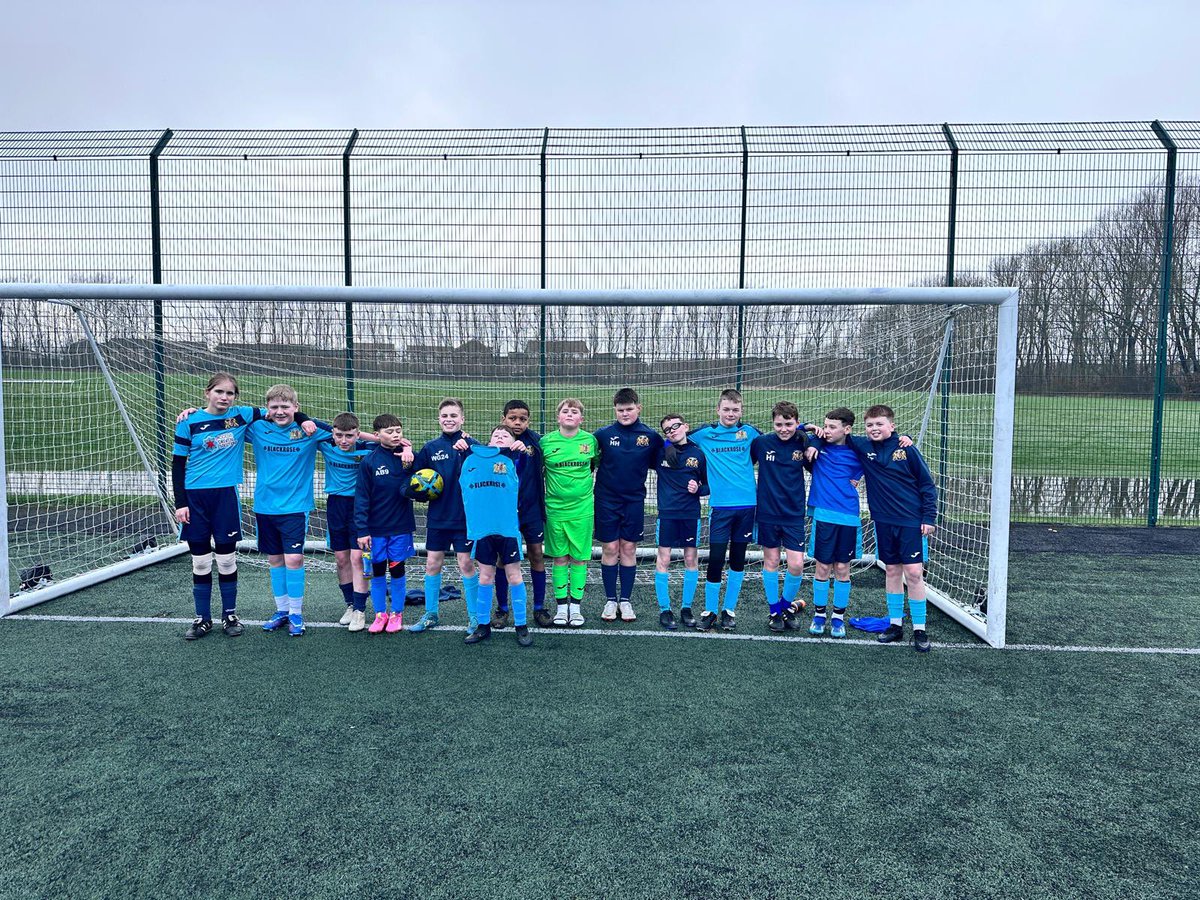 Congratulations to Azzurri U13 Saturday team who on Saturday got through to the League Cup Final. The great achievement is made better the fact the majority of the team are actually U12 players playing a year up 👏🏻👏🏻👏🏻