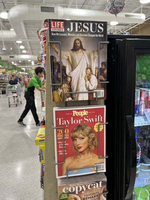 What a time to be alive https://t.co/noBlsSpNs5<a href="/tag/bedroom"class="tags"><span>#bedroom</span></a>