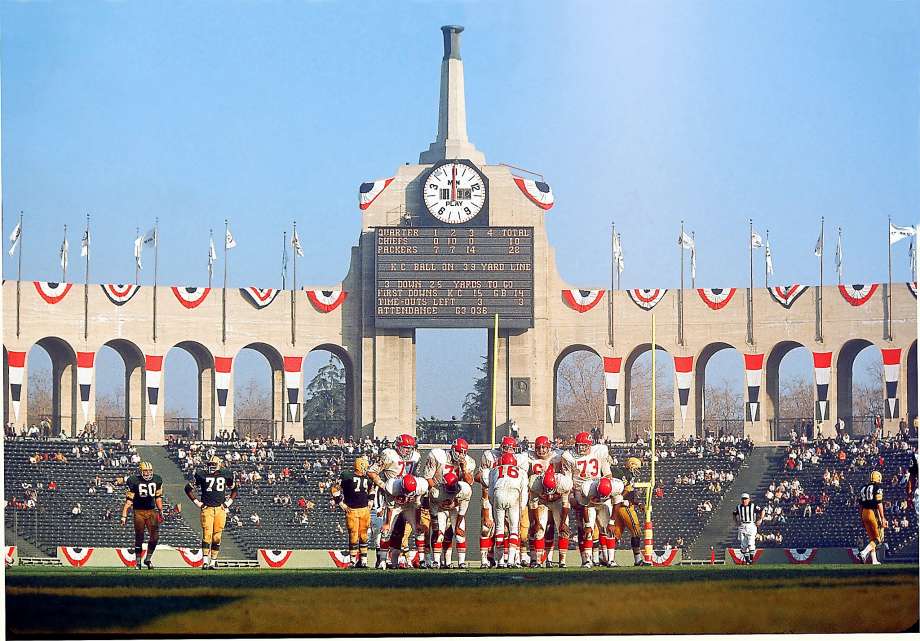 What do Super Bowl I and Super Bowl LVIII have in common? The Kansas City Chiefs! The Coliseum hosted Packers vs. Chiefs in what was originally known as the first AFL–NFL World Championship Game. 57 years later, who are you cheering for today? 🏈