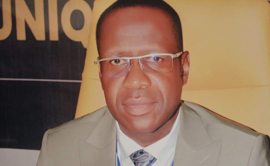 Centrafrique : « Organigramme de la Beac »: du bas de l’échelle, le petit informaticien Sana – Bangui Yvon est arrivé « parentologiquement » au sommet !
letsunami.net/centrafrique-o…