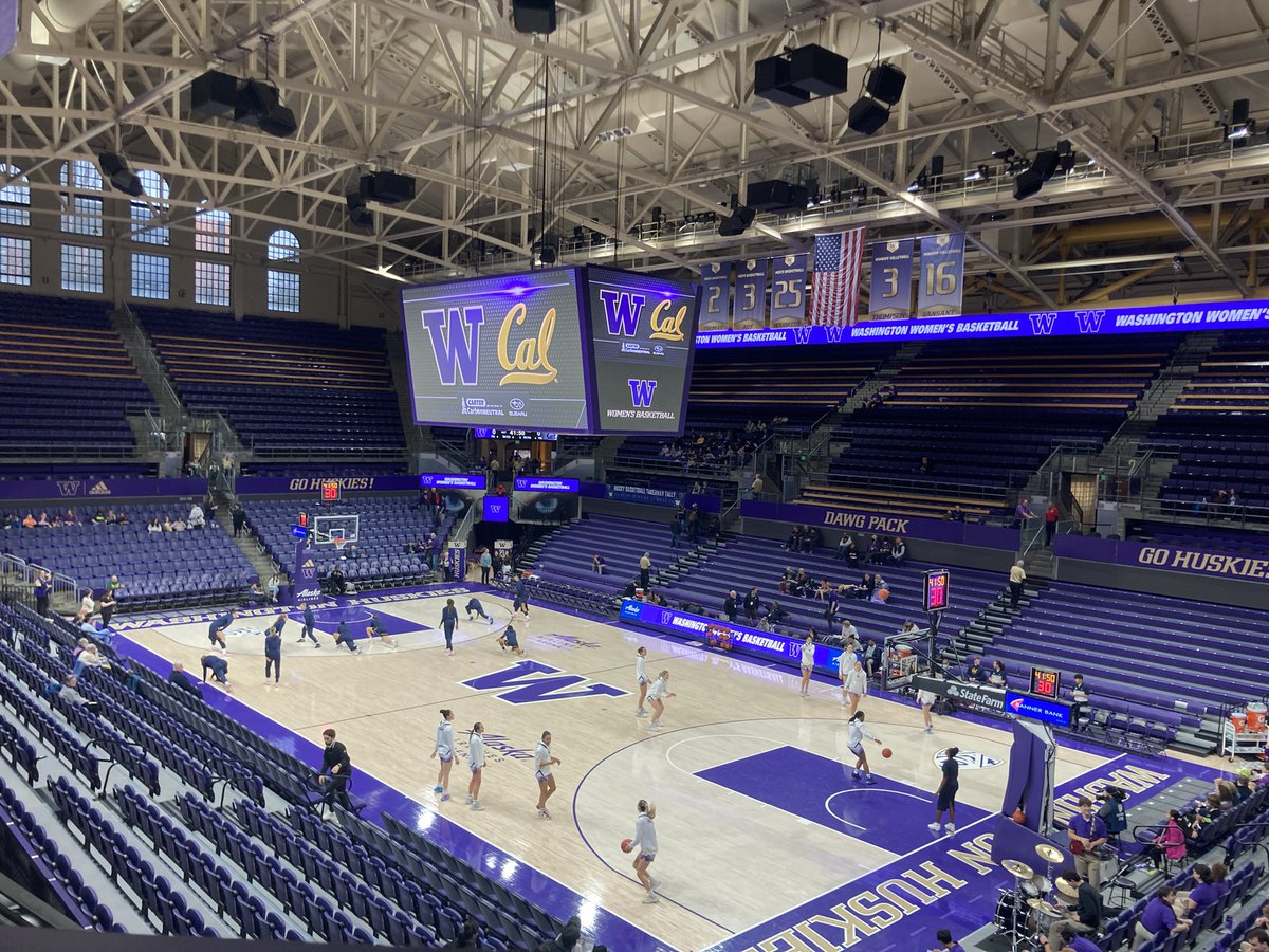 ShaneMLantz's tweet photo. Back at Hec Ed today for the #UWWBB game against Cal.
The Huskies nearly upset No. 6 Stanford in OT on Friday night, but come into this game looking to snap a three-game losing streak.
The Golden Bears beat UW back on Jan. 5, 70-57. https://t.co/frWZzdLbBs