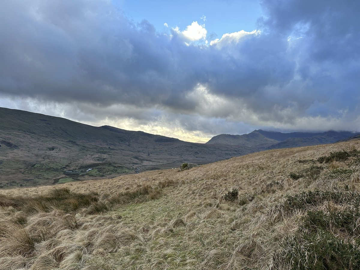 Paul_Anders123's tweet photo. Quality mountain day from Dyffryn Mymbyr to Gallt Yr Ogof practising bearings and grid ref #QMD #eryri #mountains #mountainleader https://t.co/NtM0s9oZik