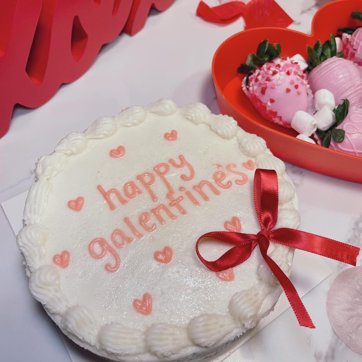 xosophia_'s tweet photo. Galentines 💋 https://t.co/rNoKznMgjx