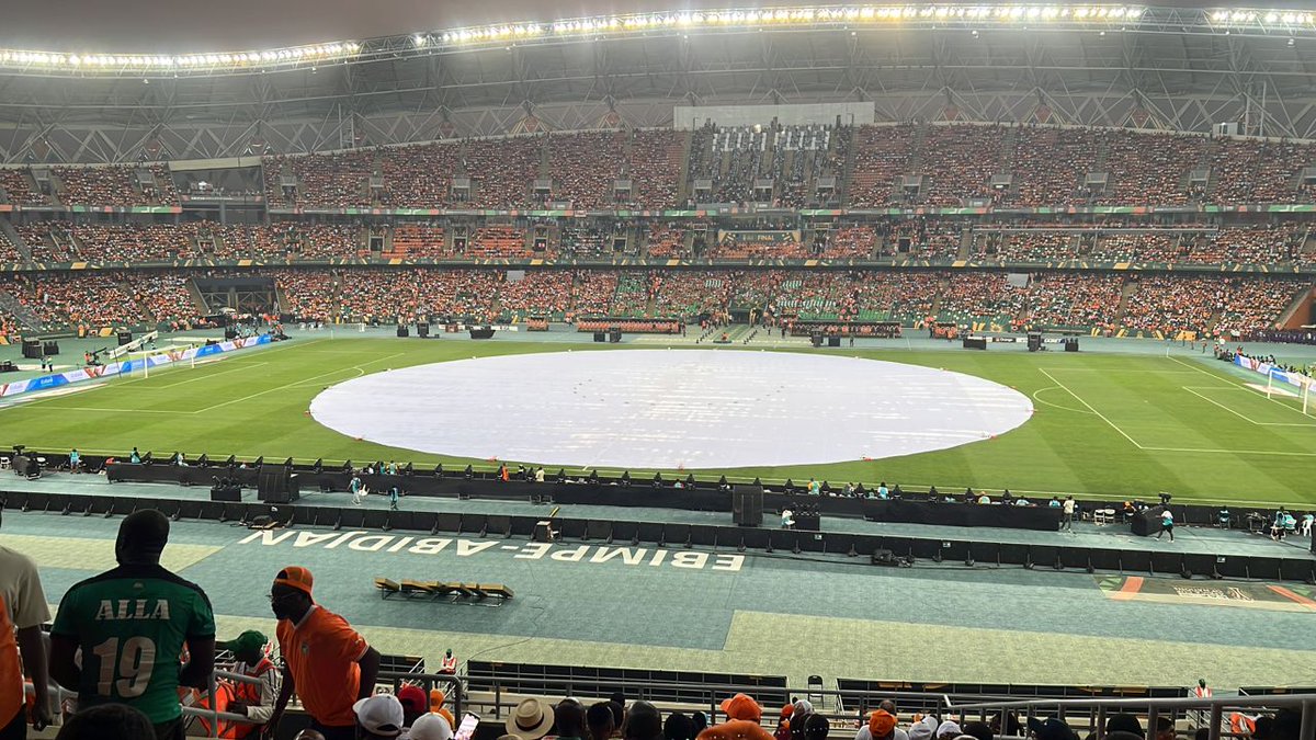 intrepideinfos's tweet photo. Un match.
Un but légitime.
Un seul et une belle histoire pour ce pays si hospitalier. 

Tous ensemble !!
#CAN2023 https://t.co/JcnwfujBAH