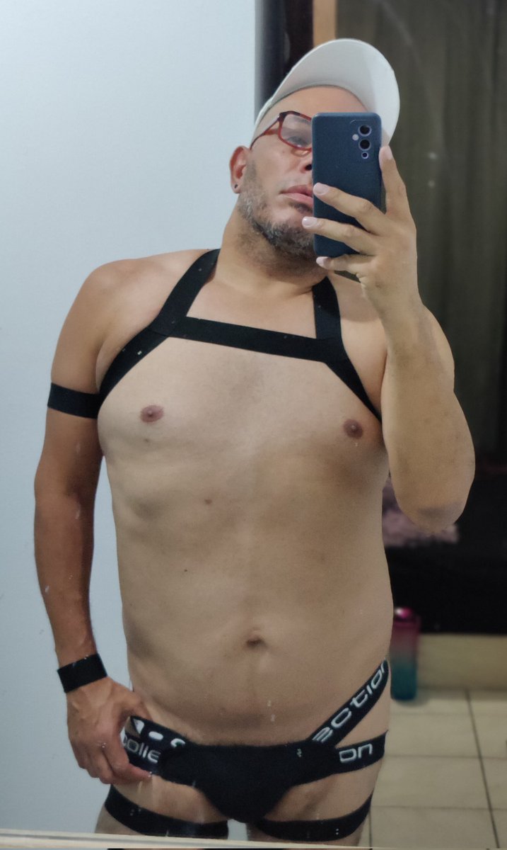 Feeling a lil naughty 😈😈