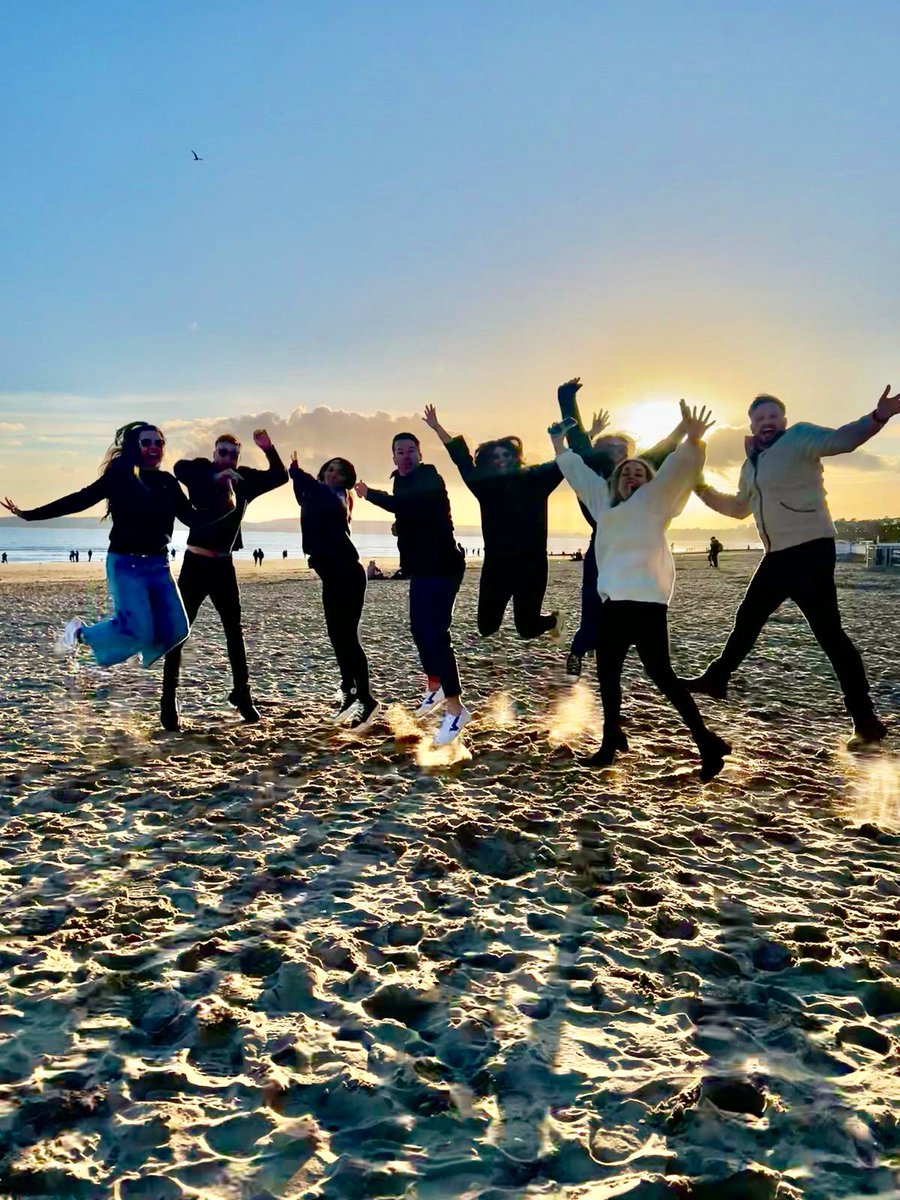 dannyathers's tweet photo. “Everything shines a little brighter, being back with the Watersiders!” #TeamWatersideReunions #HappyChildrenLearned 💚 https://t.co/kgIBXiCHRS