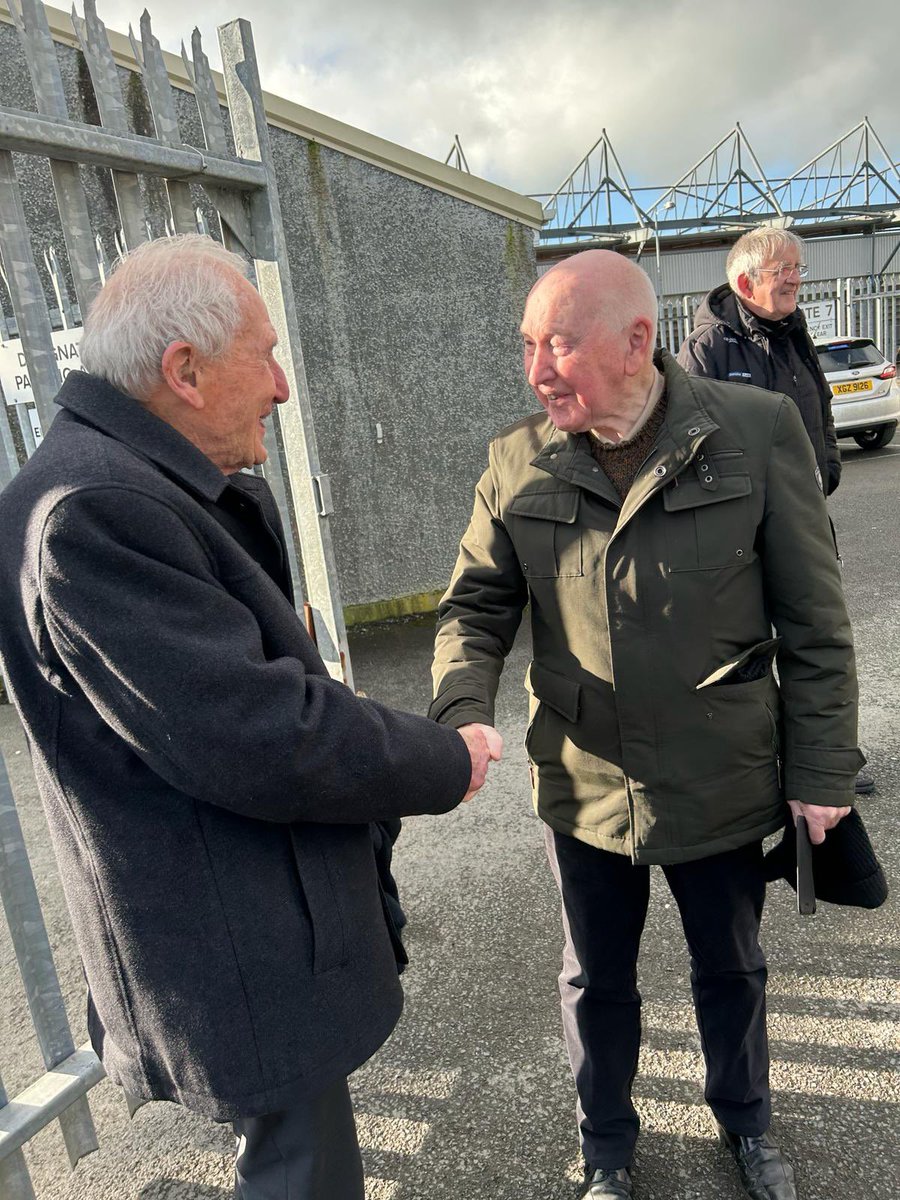 Armagh_GAA's tweet photo. Two young Armagh men! 

Dr Pat O’Neill captain of St Patrick’s Armagh Hogan Cup winning team of 1946 and All Ireland finalist in 1953! 
John Hanratty, MacRory finalist with St Patrick’s Armagh in 1950 and All Ireland minor champion in 1949. 

Both men played together on Armagh Lagan cup winning side. 
Pictured at today’s Centenary MacRory final!