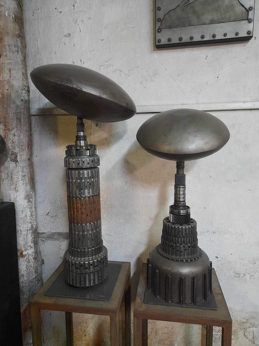 KftMbd's tweet photo. Area 51

#UFOs #art #metalsculpture #metal #luxurylifestyle #mencave #homedesign #design #sculpture #foryou #home #unique #Space https://t.co/ftn7oINTUv